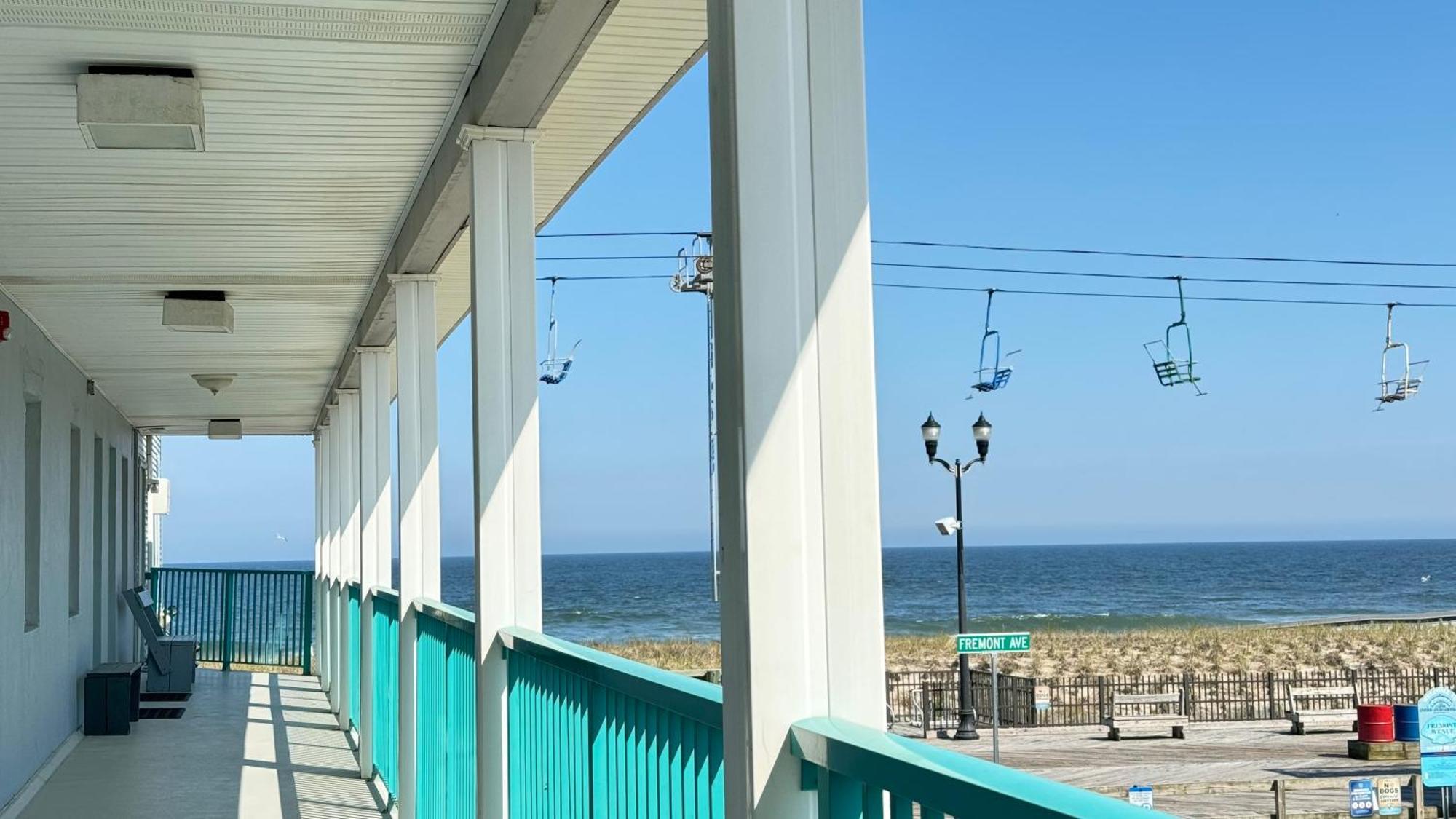 Boardwalk Sand & Surf Beach Hotel Oceanfront 시사이드 헤이츠 외부 사진
